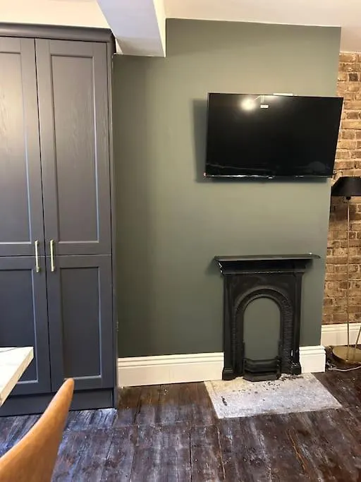 Patrick Street Townhouse Apartment Cork